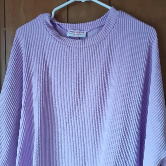 Discount Divas Women's Lavender Short Sleeve Pullover Top Size One Size - Picture 2 of 4